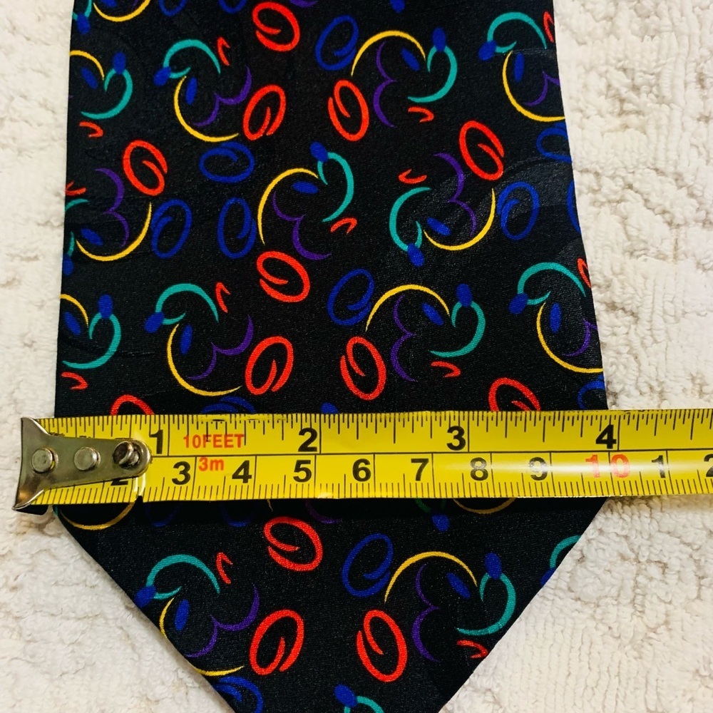 Disney Magic Vibrant Mickey Mouse Neck Tie 100% silk - Picture 4 of 6